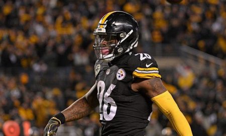 Le’Veon Bell reportedly did not accept a $70 million deal offered by the Steelers